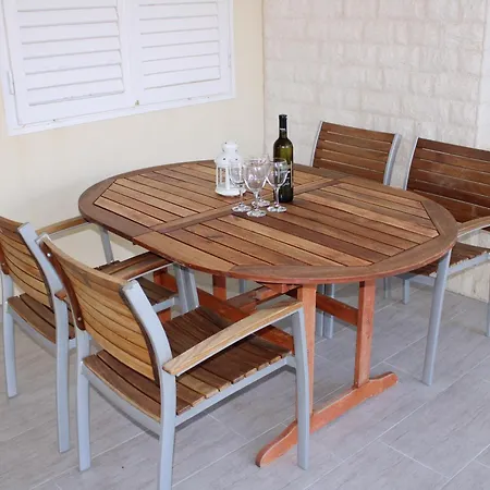 Soleil - Newly Renovated Close To The Sea Apartamento Barbat na Rabu