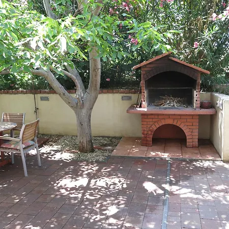 Soleil - Newly Renovated Close To The Sea Apartamento *