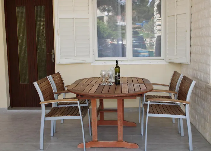 Soleil - Newly Renovated Close To The Sea Apartamento *