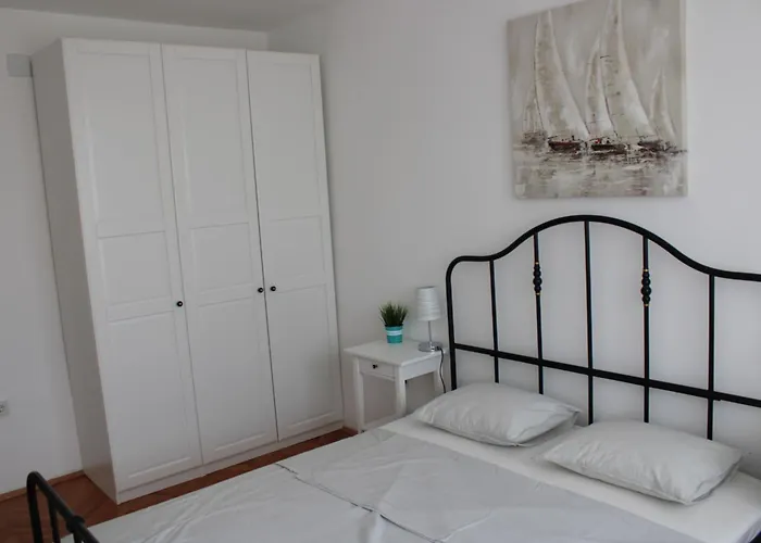Apartment Soleil - Newly Renovated Close To The Sea *