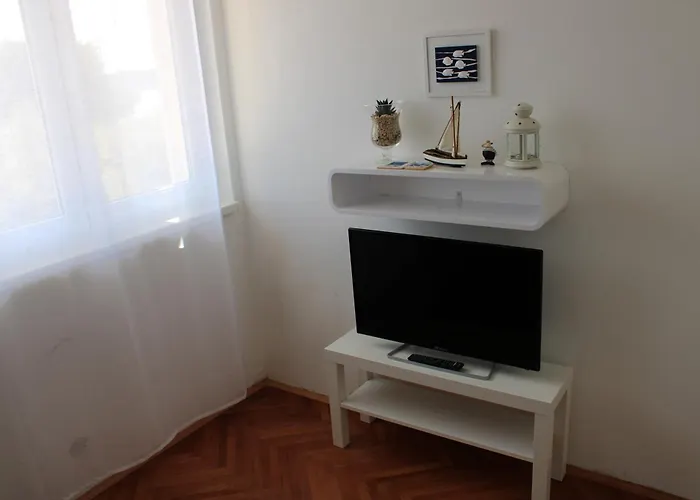 Soleil - Newly Renovated Close To The Sea *